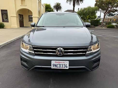 Used 2018 Volkswagen Tiguan SE AWD/4WD image 12