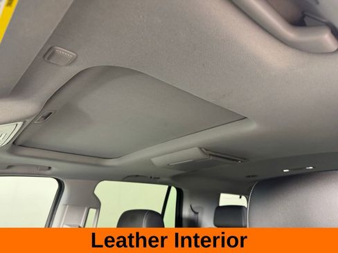 Used 2015 Chevrolet Tahoe LTZ RWD image 3