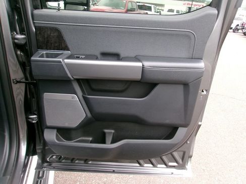Used 2026 Ford F250 Lariat AWD/4WD image 9