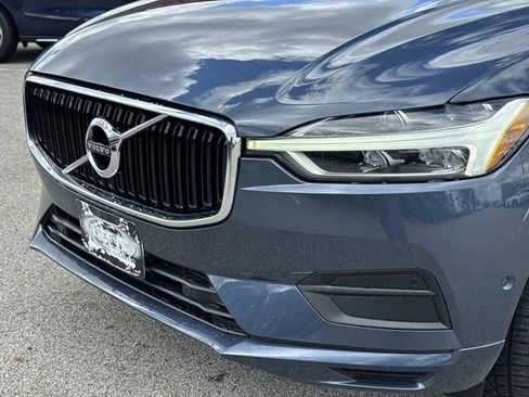 Used 2018 Volvo XC60 T6 Momentum w/ Convenience Package AWD/4WD image 10