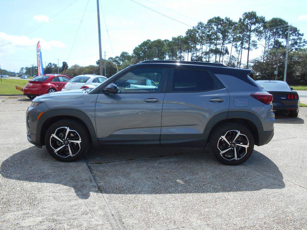 Used 2021 Chevrolet TrailBlazer RS w/ Sun and Liftgate Package AWD/4WD image 1