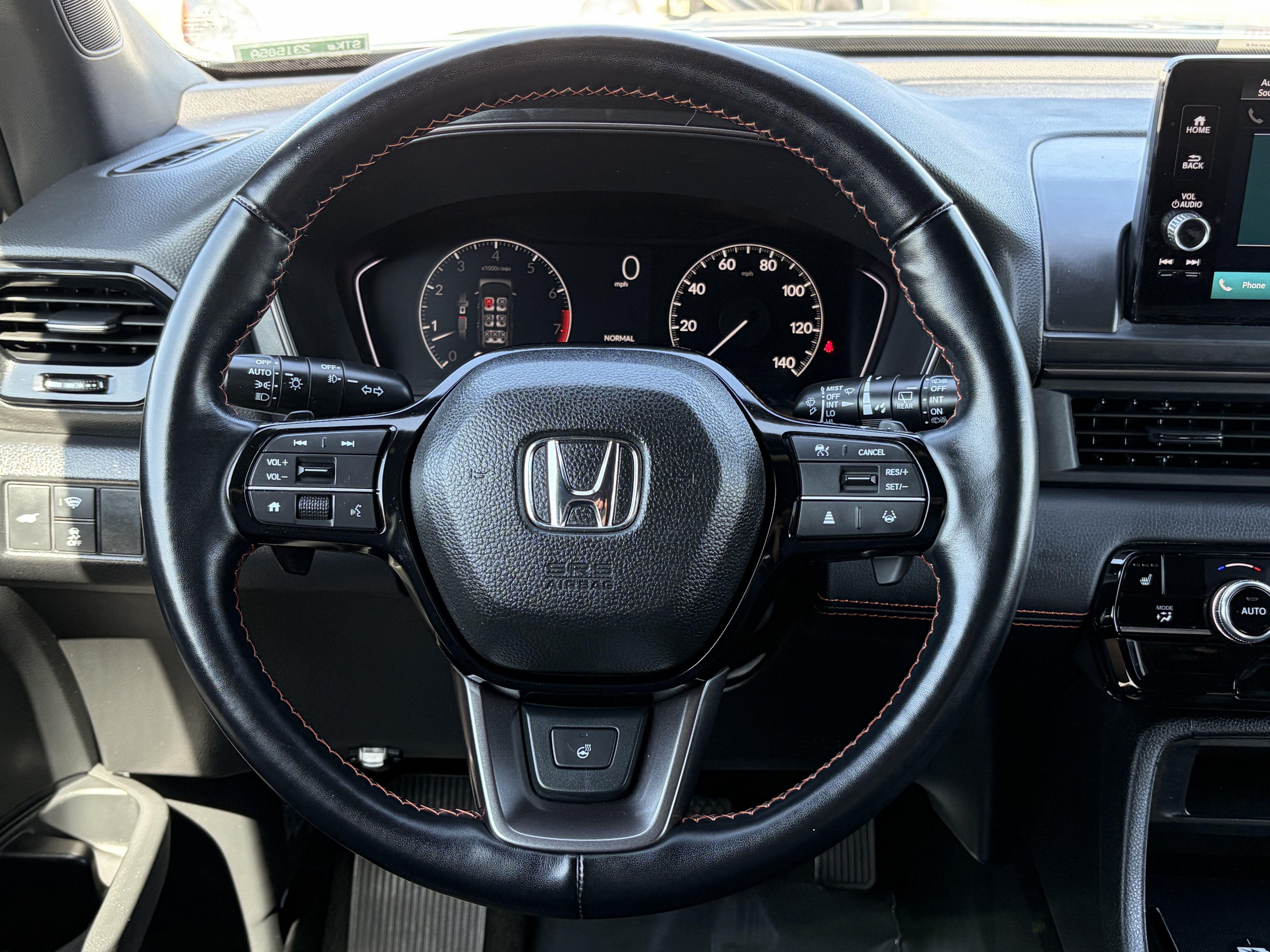 Used 2025 Honda Pilot TrailSport image 16
