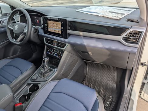 New 2026 Volkswagen Taos SEL AWD/4WD image 30