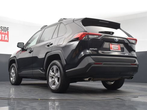 Used 2022 Toyota RAV4 XLE w/ Convenience Package AWD/4WD image 28