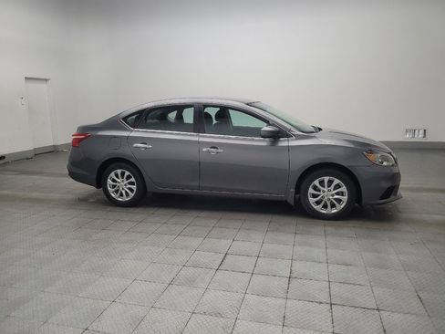 Used 2019 Nissan Sentra SV FWD image 11