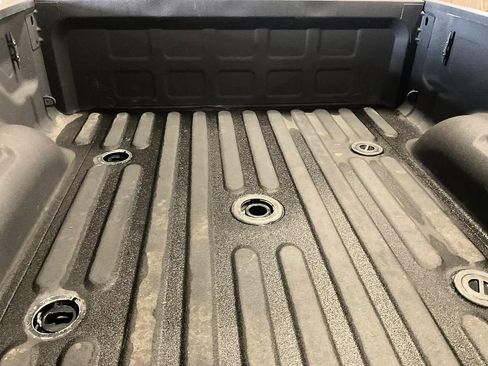 Used 2022 RAM 2500 Big Horn w/ Level C Equiment Group AWD/4WD image 14