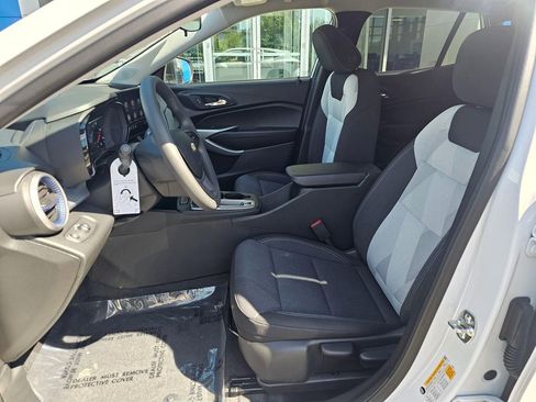 New 2026 Chevrolet Trax LS w/ Driver Confidence Package FWD image 20