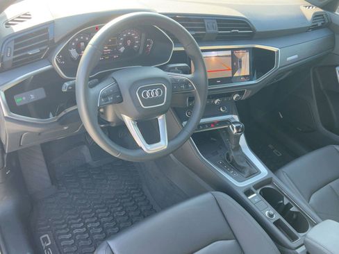 Certified 2025 Audi Q3 2.0T Premium Plus w/ Premium Plus Package image 4