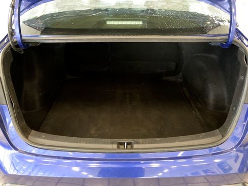 Used 2020 Toyota Corolla SE image 28