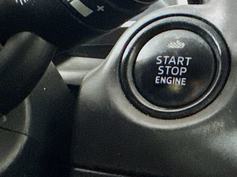 Used 2016 MAZDA MAZDA3 i Sport w/ Preferred Equipment Package FWD image 18
