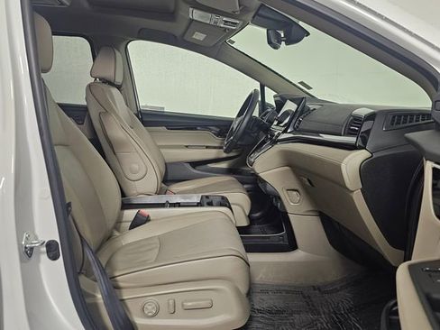 Used 2023 Honda Odyssey Elite image 11
