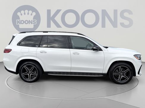 Used 2024 Mercedes-Benz GLS 450 4MATIC image 8