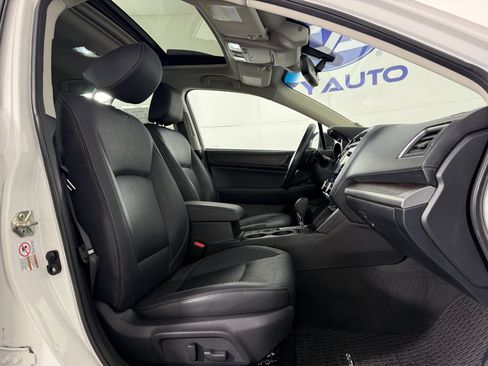 Used 2019 Subaru Outback 2.5i Limited w/ Popular Package #2 image 12
