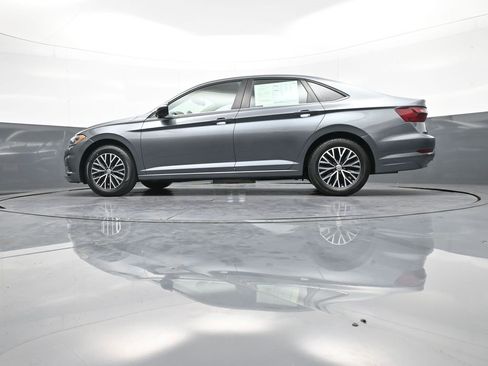 Used 2021 Volkswagen Jetta S image 33