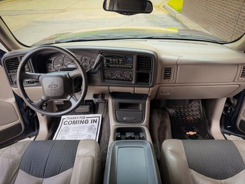 Used 2002 Chevrolet Avalanche 2500 AWD/4WD image 14