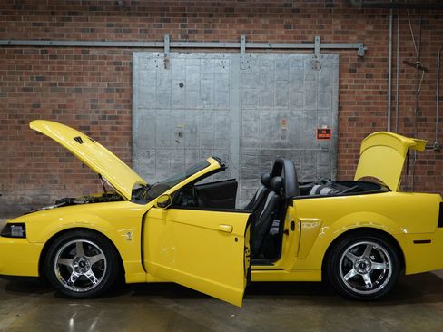 Used 2003 Ford Mustang Cobra image 42