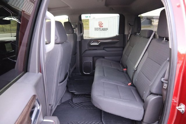 Used 2024 Chevrolet Silverado 1500 RST w/ Z71 Off-Road Package AWD/4WD image 9