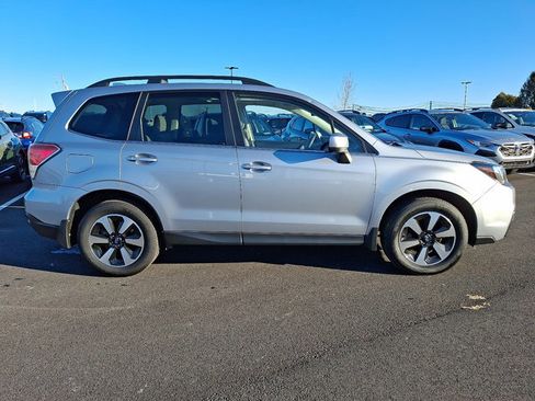 Used 2018 Subaru Forester 2.5i Limited image 7
