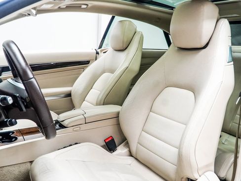 Used 2014 Mercedes-Benz E 350 4MATIC Coupe image 31