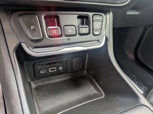 Used 2019 GMC Terrain SLT w/ Preferred Package FWD image 10