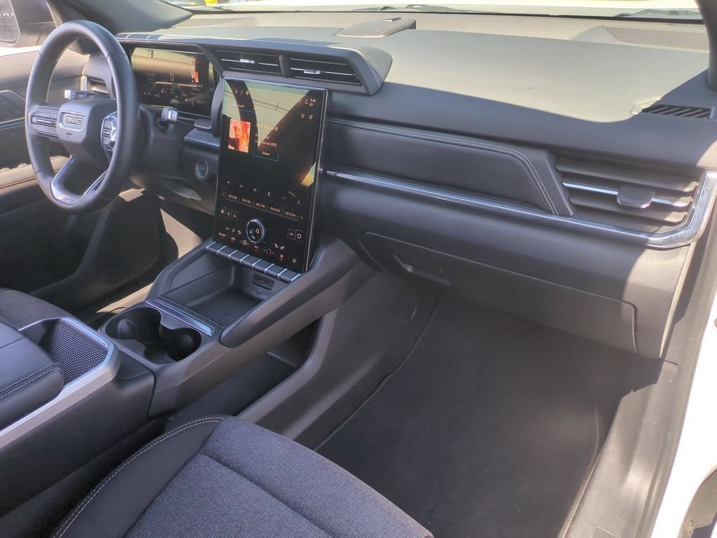 Used 2025 GMC Terrain Elevation AWD/4WD image 35