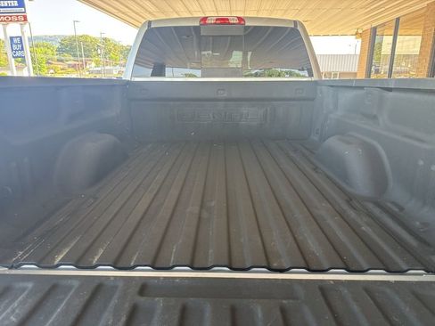 Used 2019 GMC Sierra 2500 Denali w/ Duramax Plus Package AWD/4WD image 27