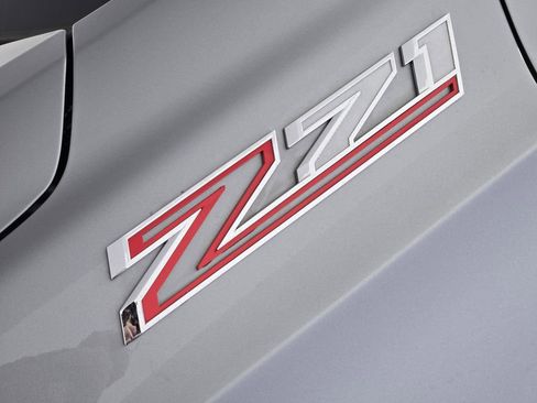 Used 2023 Chevrolet Tahoe Z71 AWD/4WD image 12