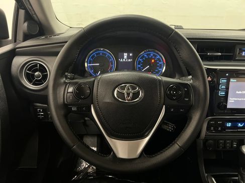Used 2019 Toyota Corolla XSE w/ Body Protection Package FWD image 15