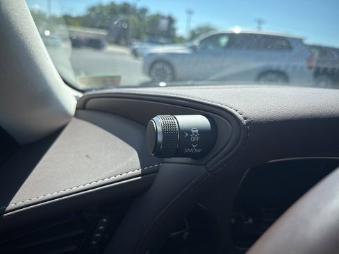 Used 2019 Lexus LS 500 AWD image 35