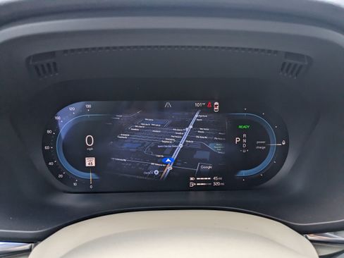 New 2025 Volvo XC60 T8 Core image 27