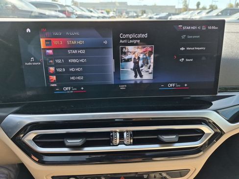 Used 2022 BMW i4 eDrive40 RWD image 12