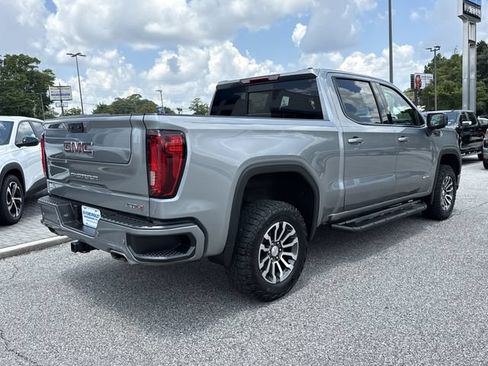 Used 2023 GMC Sierra 1500 AT4 w/ AT4 Premium Package AWD/4WD image 3