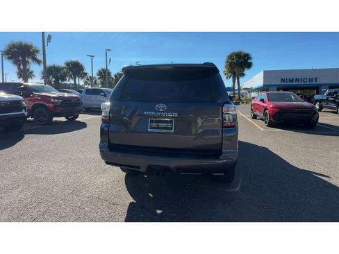 Used 2022 Toyota 4Runner TRD Sport image 3