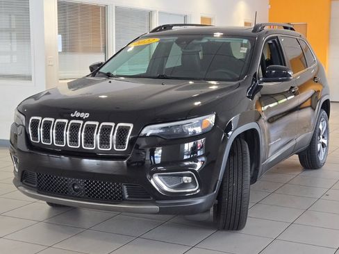 Used 2022 Jeep Cherokee Limited AWD/4WD image 4