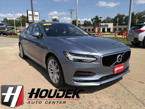 Used 2017 Volvo S90 T6 Momentum w/ Climate Package AWD/4WD image 1