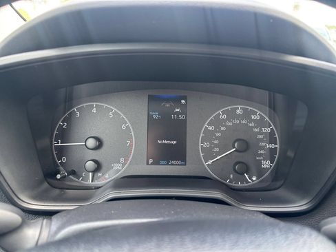 Used 2025 Toyota Corolla LE FWD image 38
