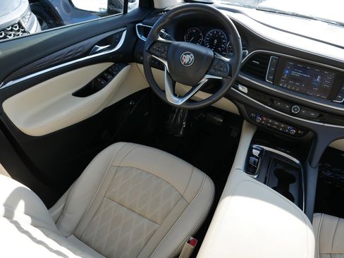 Used 2023 Buick Enclave Avenir w/ Avenir Technology Package image 9