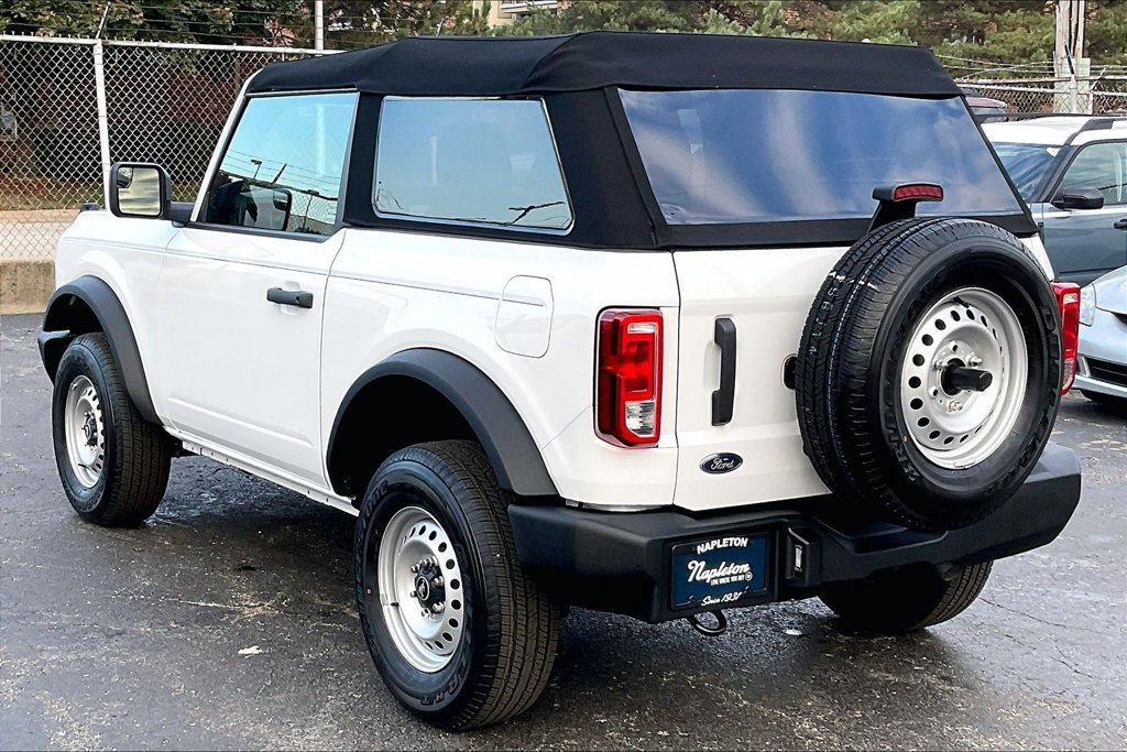 Used 2025 Ford Bronco 2-Door AWD/4WD image 10