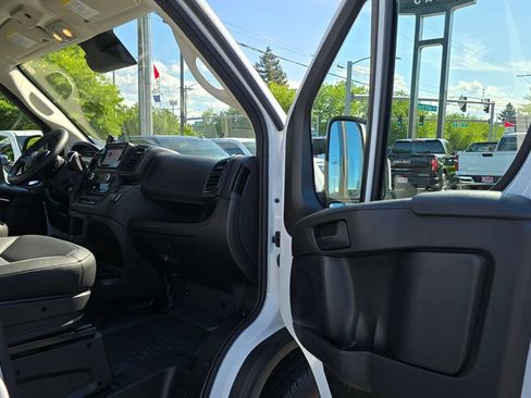 Used 2025 RAM ProMaster 2500 w/ Convenience Group FWD image 49