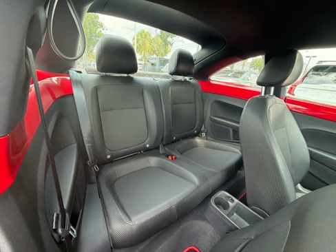 Used 2012 Volkswagen Beetle 2.5 FWD image 20