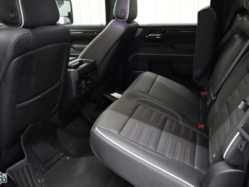 Used 2024 GMC Sierra 2500 AT4X image 27