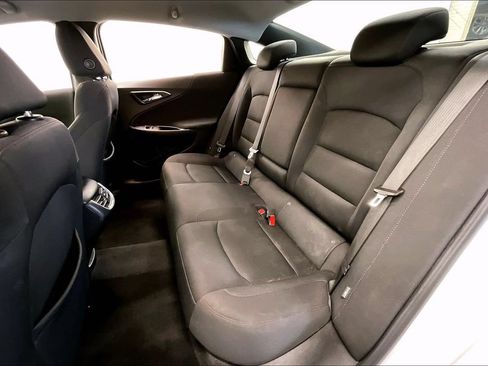 Used 2022 Chevrolet Malibu LT FWD image 22