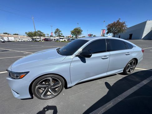 Used 2022 Honda Accord Sport image 4