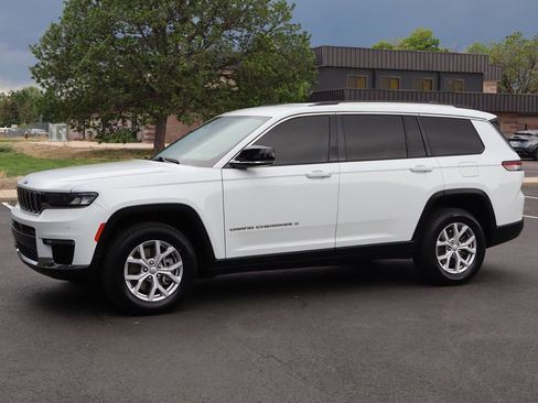 Used 2021 Jeep Grand Cherokee L Limited AWD/4WD image 10
