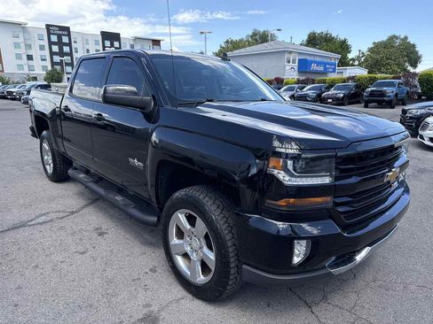 Used 2017 Chevrolet Silverado 1500 LT w/ Texas Edition AWD/4WD image 4