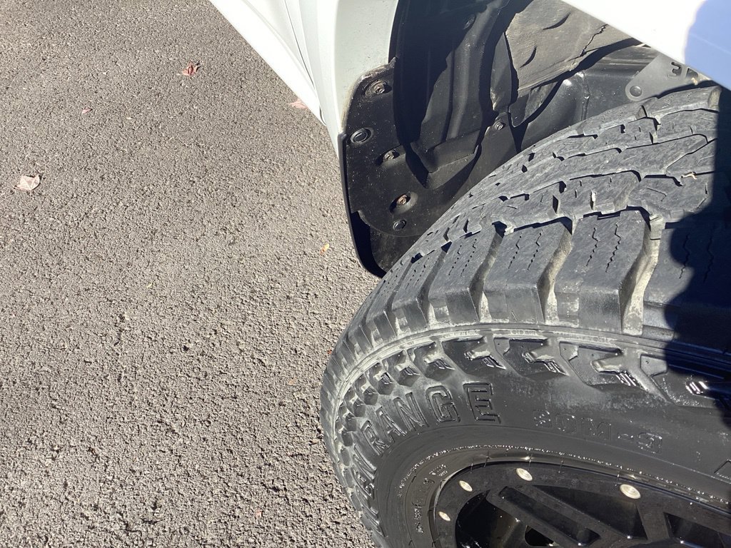 Certified 2019 Toyota 4Runner SR5 Premium AWD/4WD image 9