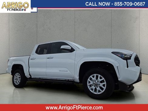 Used 2025 Toyota Tacoma SR5 RWD image 1