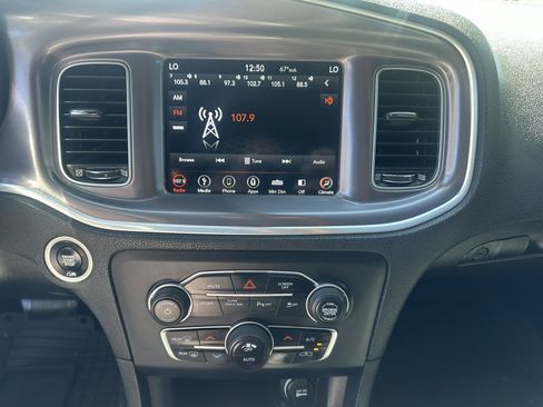 Used 2019 Dodge Charger GT image 25