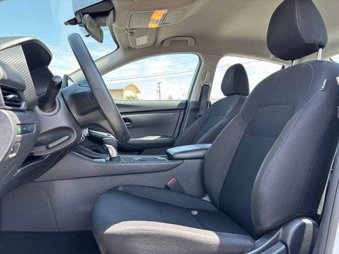 Used 2025 Nissan Sentra S FWD image 25