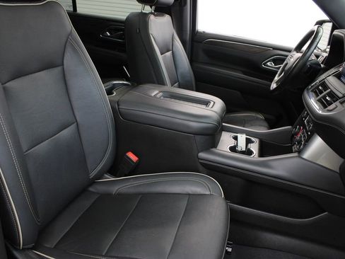 Used 2021 Chevrolet Tahoe Premier w/ Premium Package RWD image 26